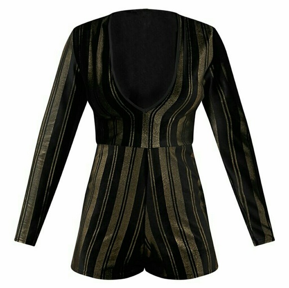 NWT Black Plunge V Neck Playsuit Romper US Size 4 - Picture 2 of 6